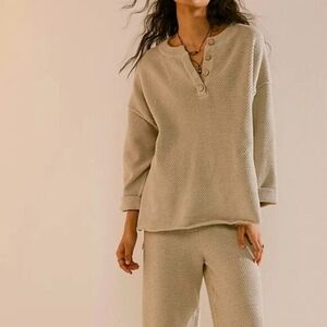 FP Beach Free People Hailee Cream Knit Henley Sweater Top Womens Size Medium